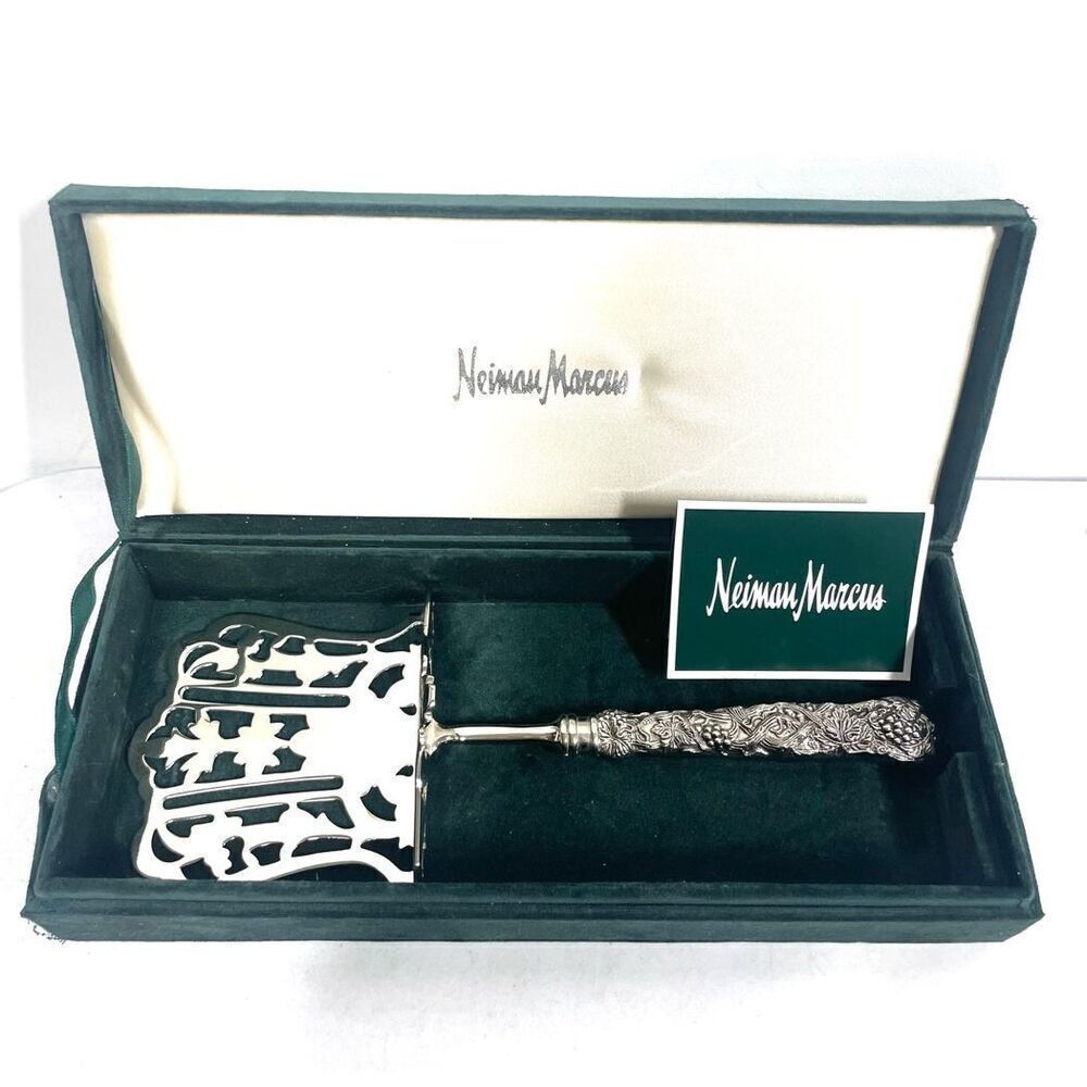 Vintage Godinger Neiman Marcus Grape Motif Silver Serving Piece + Velvet Box HTF